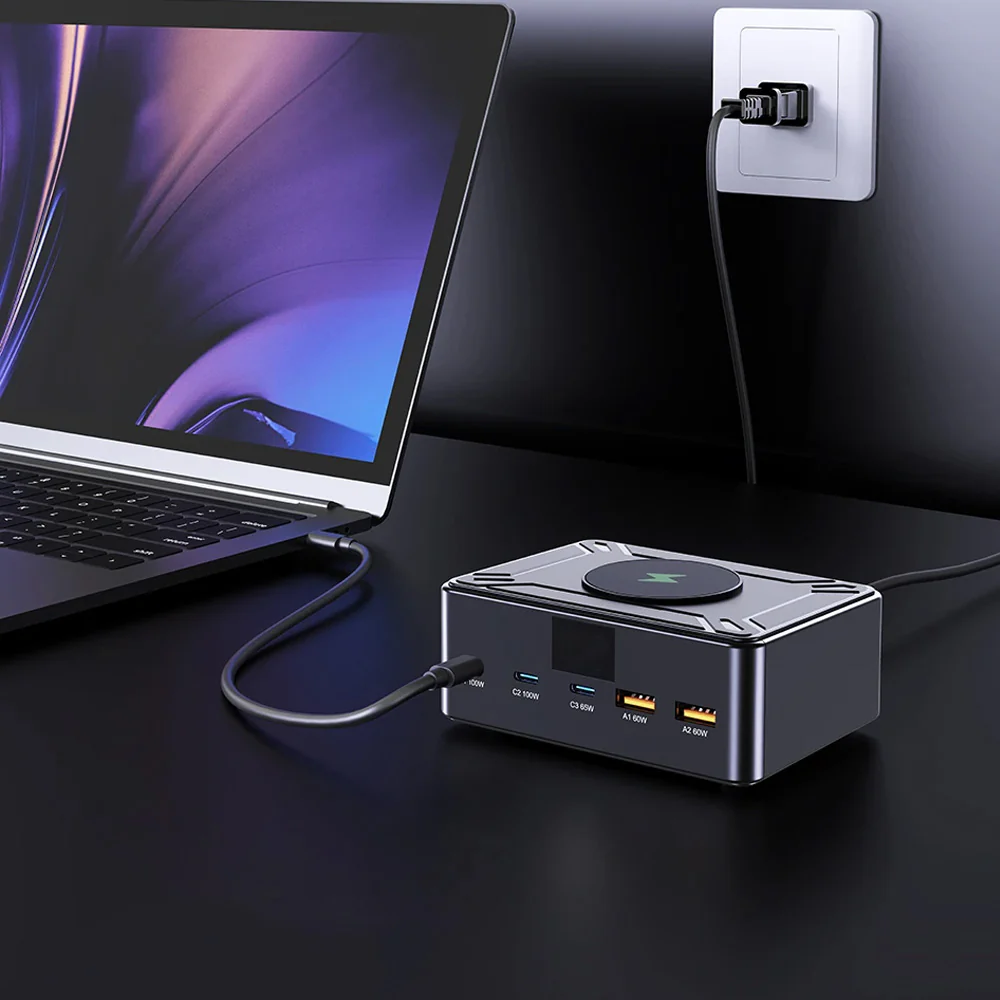 Synapse Multi Port MagSafe Charger