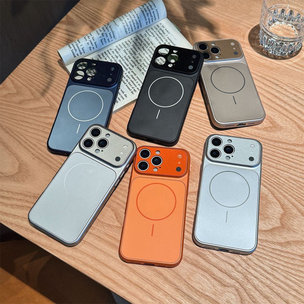 iTransform MagSafe iPhone Case - Moderno Collections